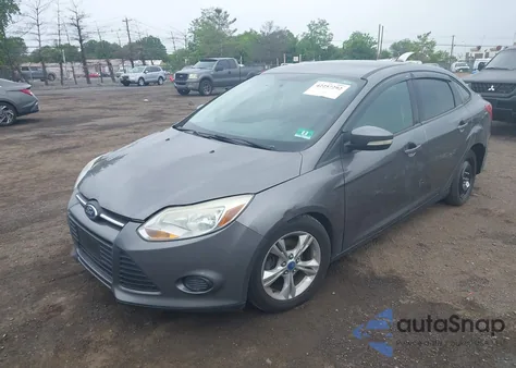 2013 Ford Focus Se z USA, uszkodzony, nr VIN 1FADP3F25DL358423